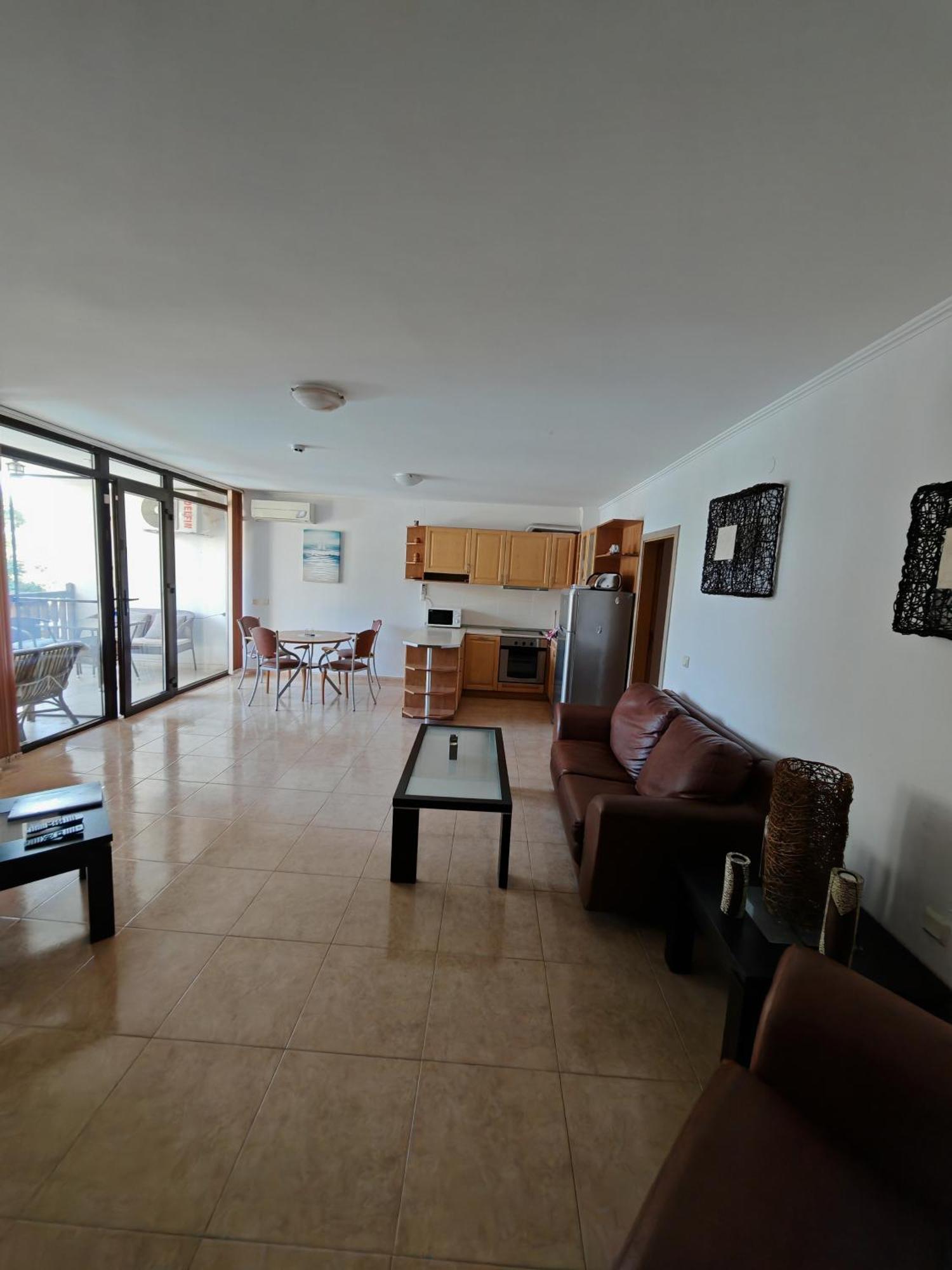 Marina Delfin Apartments - Top Location & Pet Friendly Sveti Vlas Buitenkant foto