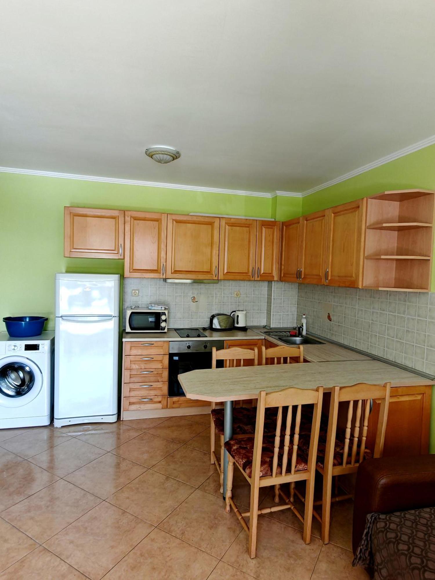 Marina Delfin Apartments - Top Location & Pet Friendly Sveti Vlas Buitenkant foto